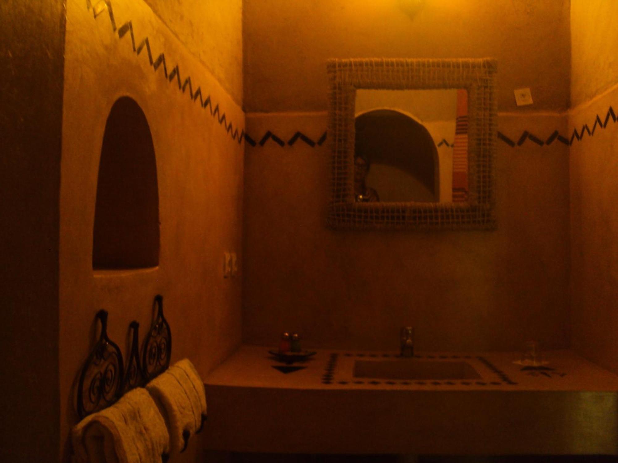 Dar Lorkam Bed & Breakfast Skoura Oda fotoğraf